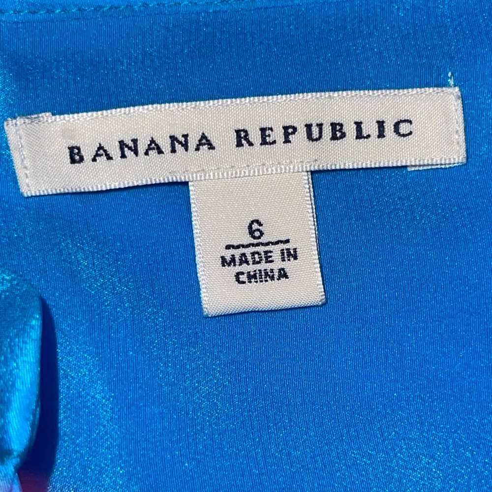 Banana Republic. 100% SILK Turquoise blouse. Sz 6. Excellent Condition 💎💙💎💙 - Picture 12 of 16